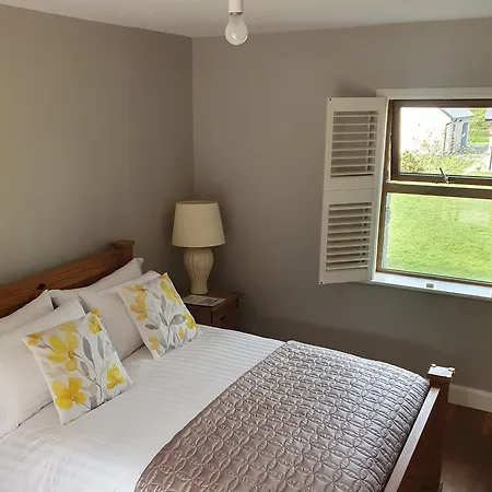 Stay-halfway Between And Tralee 3* كيلارني