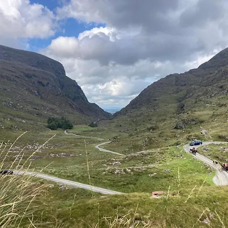 Stay-halfway Between And Tralee 3* Cill Airne